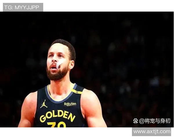 库里首节高效表演，9分5助攻亮眼